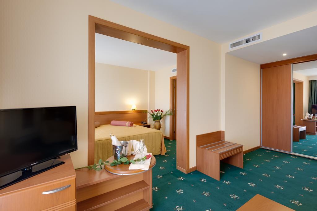 Hotel Palas Mamaia Exterior photo